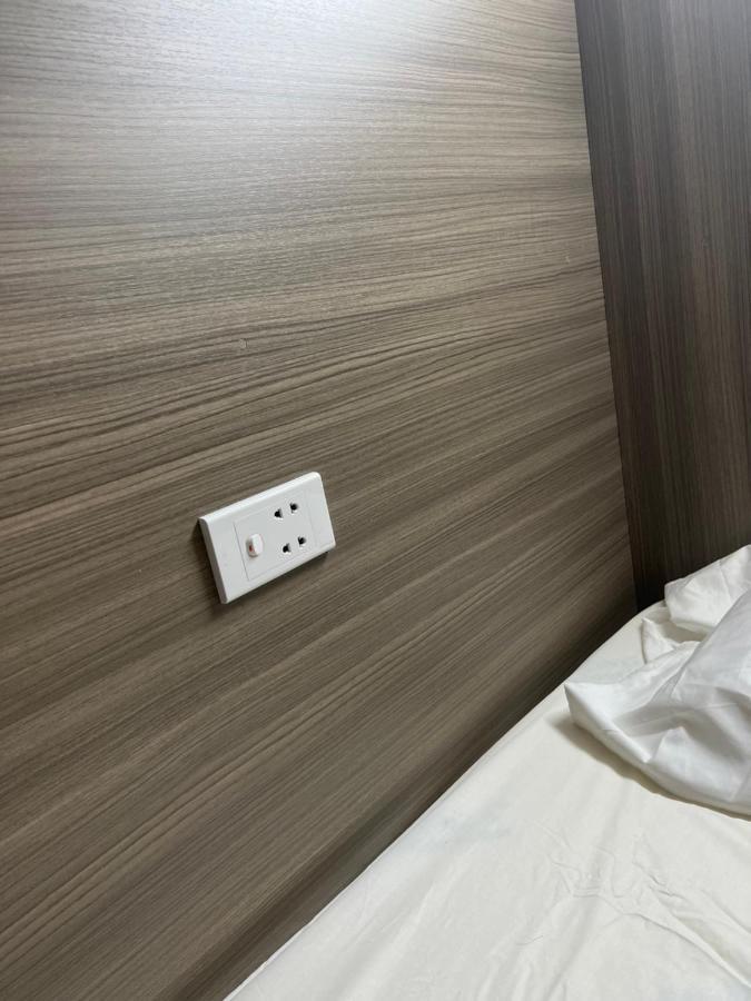 8H-Hostel Хошимин Экстерьер фото